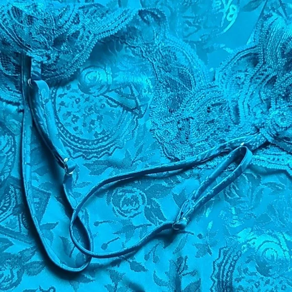 Gold label vintage Victoria secret paisley slip dress/ chemise teal blue